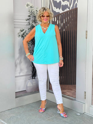 TAILORED SEAFOAM V-NECK LULU-B