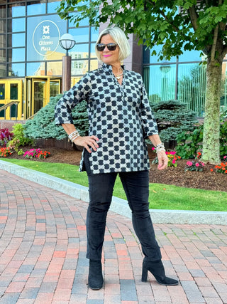 LULU-B BLACK & SILVER METALIC TUNIC LULU-B