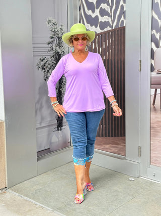 LILAC V NECK TOP LULU-B