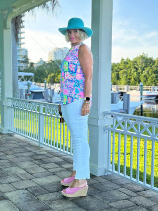 SANDY BEACH COLOR SLEEVELESS V NECK LULU-B