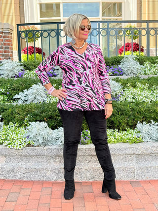 LULU-B SIZZLE PINK V NECK TOP LULU-B