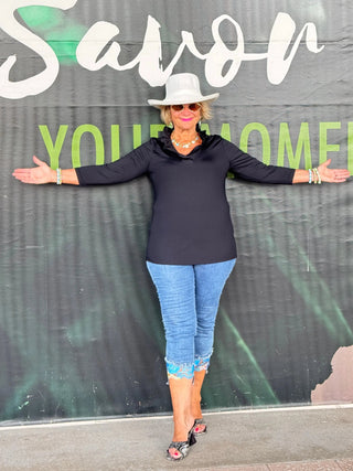 BLACK 3/25 SLEEVE RUFFLE TOP LULU-B