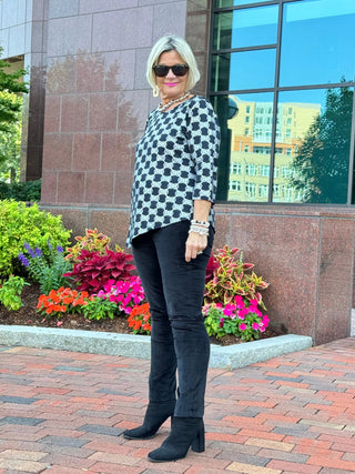 LULU-B BLACK & SILVER METALIC ASYMMETRIC TOP LULU-B