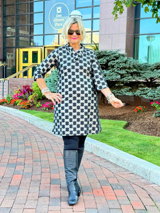 LULU-B BLACK & SILVER METALICA RUFFLE SLEEVE DRESS LULU-B