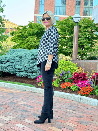 LULU-B BLACK & SILVER METALIC ASYMMETRIC TOP LULU-B