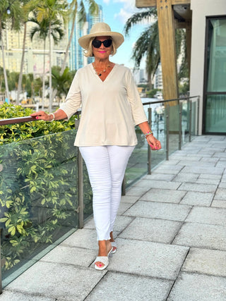 LULU-B STONE TAILORED V SLEEVE TOP LULU-B