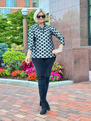 LULU-B BLACK & SILVER RUFFLE TOP LULU-B