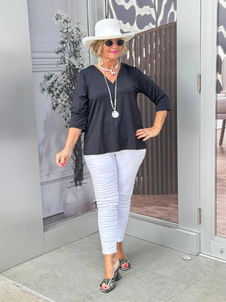 TAILORED BLACK SLEEVE V TOP LULU-B