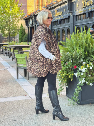 LEOPARD WHITE SEQUIN HEART APPLIQUÉ TOP Cathys Place