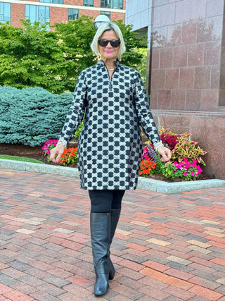 LULU-B BLACK & SILVER METALLIC ZIPPER DRESS LULU-B