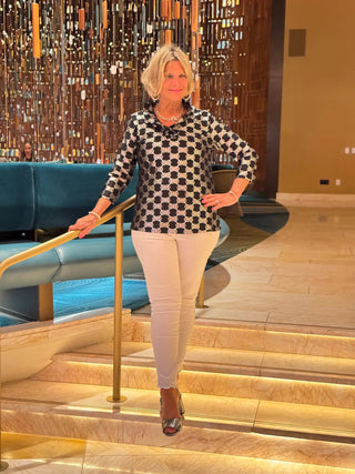 LULU-B BLACK AND SILVER RUFFLE TOP LULU-B