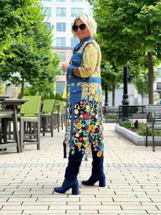 AFTERNOON AT THE GARDEN LACE NAVY DUSTER CATHYS RESORTWEAR