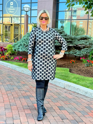 LULU-B BLACK & SILVER METALICA SLEEVE DRESS LULU-B