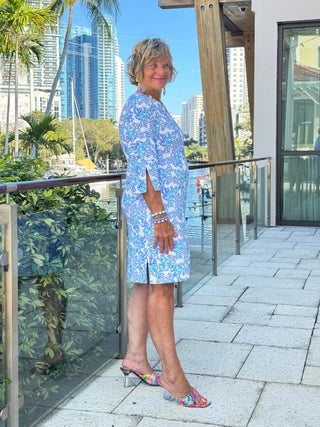 LULU B CORAL BREEZE NOTCH SLEEVE DRESS LULU-B