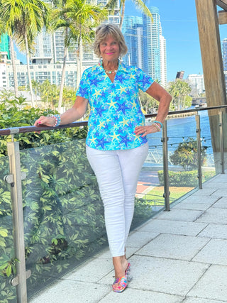 LULU B STARFISH SPLASH SHORT SLEEVE V-NECK COLLAR TOP LULU-B