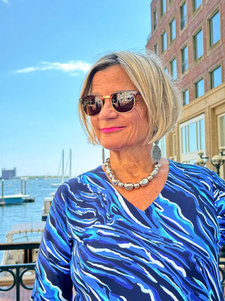 LULU-B SIZZLE BLUE V NECK TOP LULU-B