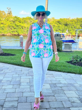 SEASHELL BEACH SLEEVELESS V - Cathys Place