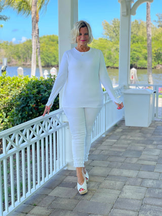 WHITE THUMBHOLE TOP LULU-B