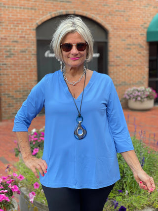 LULU-B TAILORED PERRI SLEEVE V TOP LULU-B