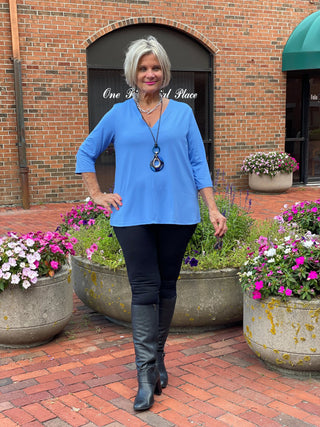 LULU-B TAILORED PERRI SLEEVE V TOP LULU-B