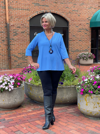 LULU-B TAILORED PERRI SLEEVE V TOP LULU-B