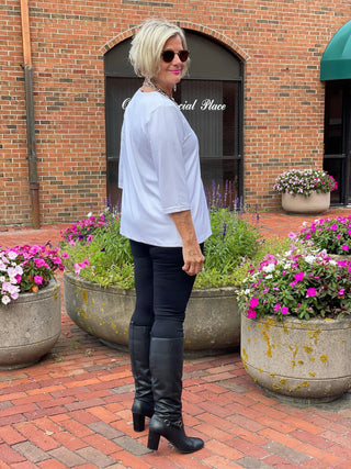 LULU-B WHITE TAILORED V SLEEVE TOP LULU-B