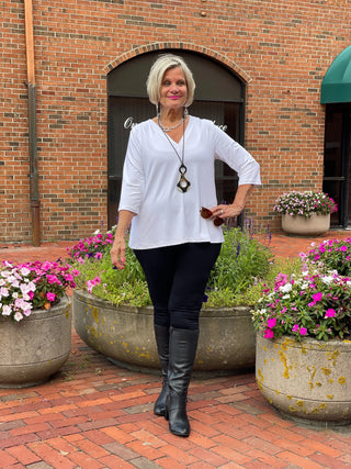 LULU-B WHITE TAILORED V SLEEVE TOP LULU-B