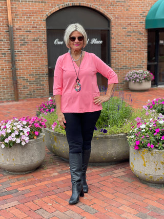 LULU-B CORAL TAILORED V SLEEVE TOP LULU-B