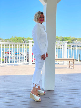LULU-B KANGAROO WHITE HALF ZIPPER LULU-B