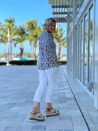 BLACK AND BEIGE PALM ZIPPER TOP - Cathys Place