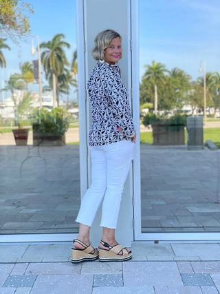 BLACK AND BEIGE PALM ZIPPER TOP - Cathys Place