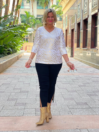 LULU-B WHITE LEME GOLD V-NECK TOP LULU-B