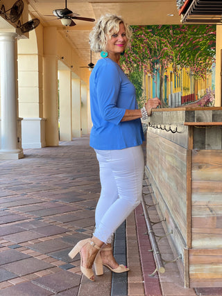 TAILORED SLEEVE ISLAND BLUE V TOP - Cathys Place