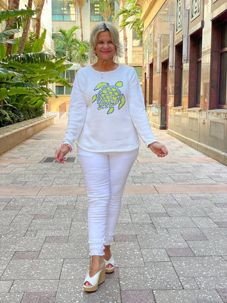WHITE TURTLE SWEATER LULU-B