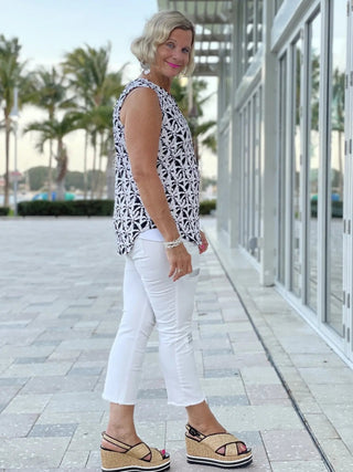 BLACK AND BEIGE SLEEVELESS TOP - Cathys Place