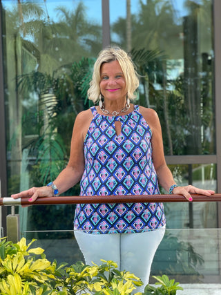 PINEAPPLE VACATION KEYHOLE TOP LULU-B