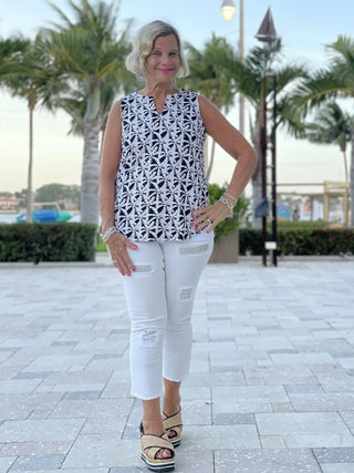 BLACK AND BEIGE SLEEVELESS TOP - Cathys Place