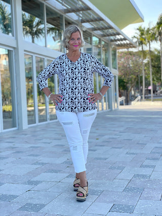 BLACK AND BEIGE V-NECK TOP - Cathys Place