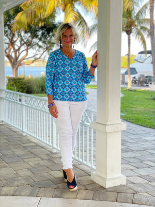 BAHAMA BLUE TURTLE V NECK LULU-B