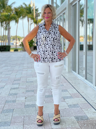 BLACK AND BEIGE SLEEVELESS RUFFLE - Cathys Place