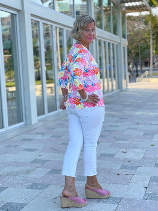 PALM BEACH FLOWER V NECK TOP - Cathys Place
