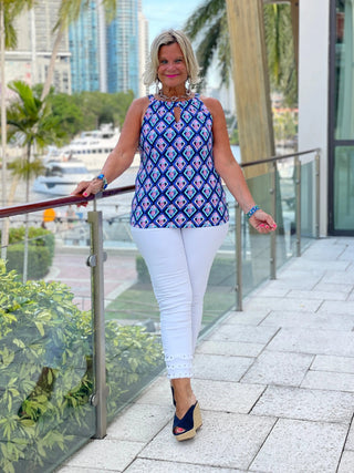 PINEAPPLE VACATION KEYHOLE TOP LULU-B