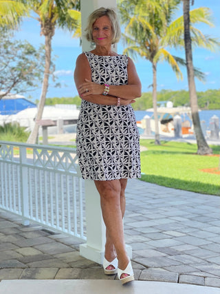 BLACK AND BEIGE SHIFT DRESS - Cathys Place