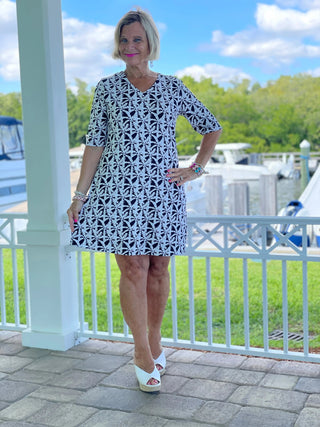 BLACK AND BEIGE ELBOW SLEEVE DRESS - Cathys Place