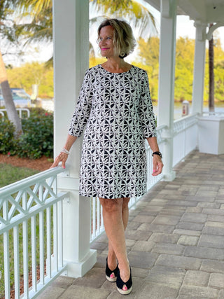 BLACK AND BEIGE SLEEVE DRESS - Cathys Place