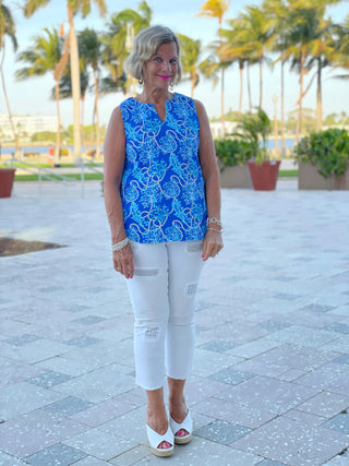 AQUA LANE SLEEVELESS V -NECK - Cathys Place