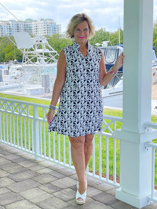 BLACK AND BEIGE COLLAR DRESS - Cathys Place