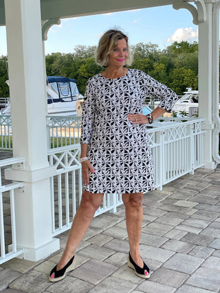 BLACK AND BEIGE SLEEVE DRESS - Cathys Place