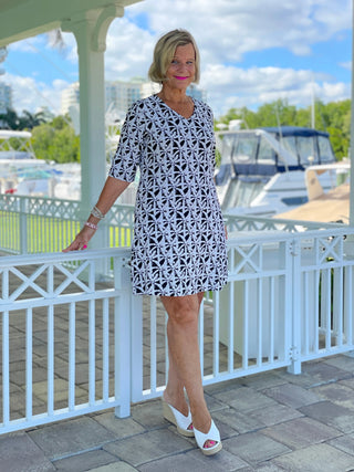 BLACK AND BEIGE ELBOW SLEEVE DRESS - Cathys Place