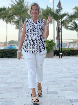 BLACK AND BEIGE SLEEVELESS TOP - Cathys Place